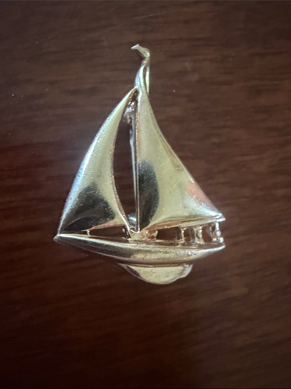 Vintage B.A. Ballou & Co. 12K gold sailboat pin/brooch